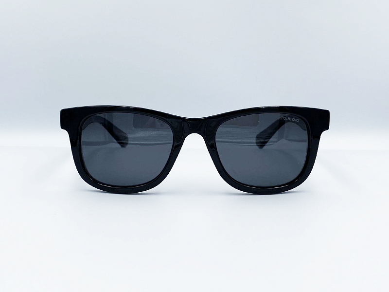 Солнцезащитные очки Polaroid d